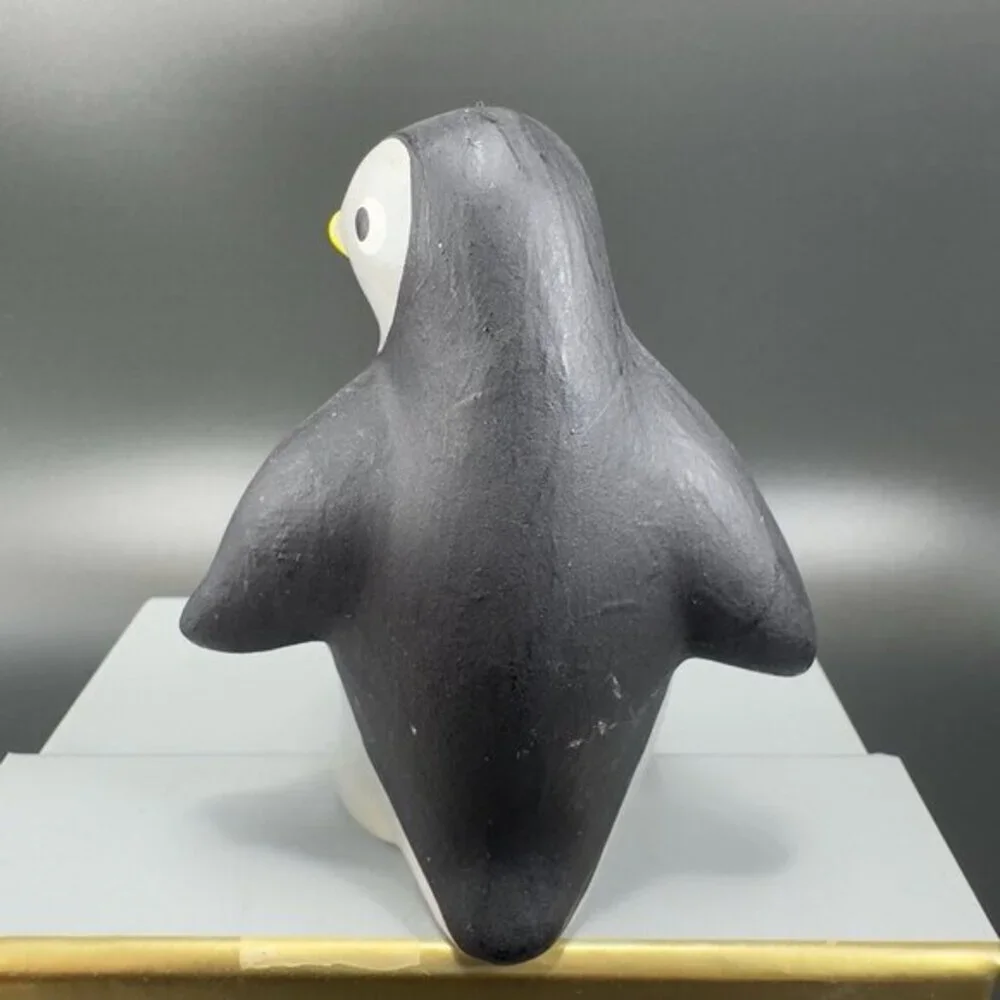 VINTAGE GLORIA DIAS ECUADOR PENGUIN FIGURE Hand Made Pottery‎ Signed Figure VTG